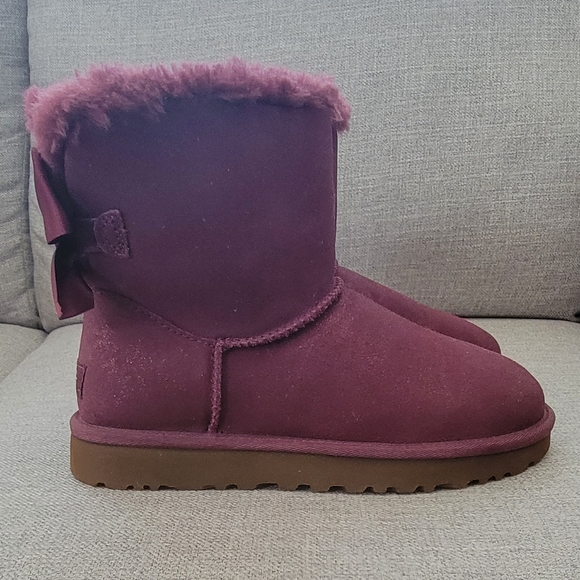 UGG Mini Bailey Bow Boot In Glimmer Maroon - Picture 4 of 7